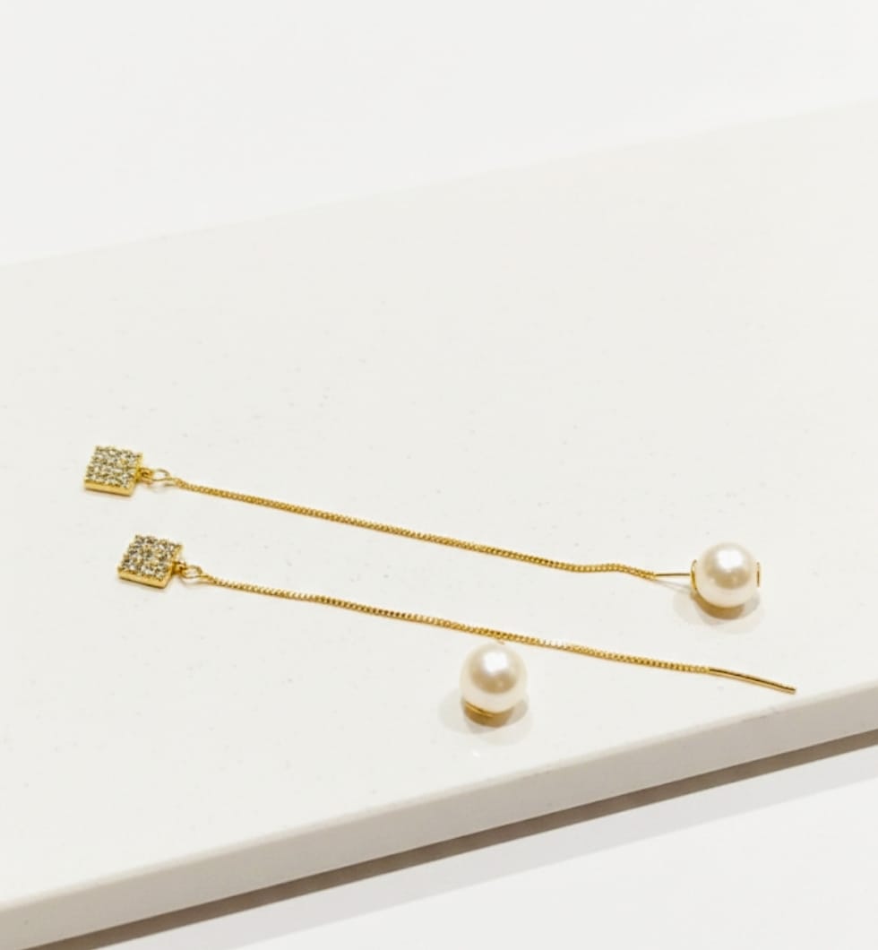 delicate gold-tone threader chain